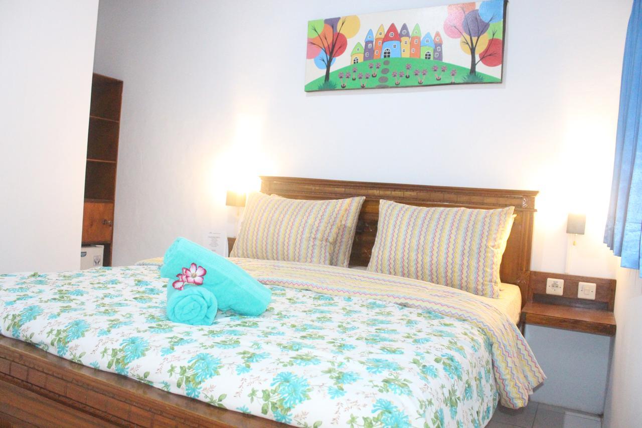 Js Guest House Seminyak  Exterior photo